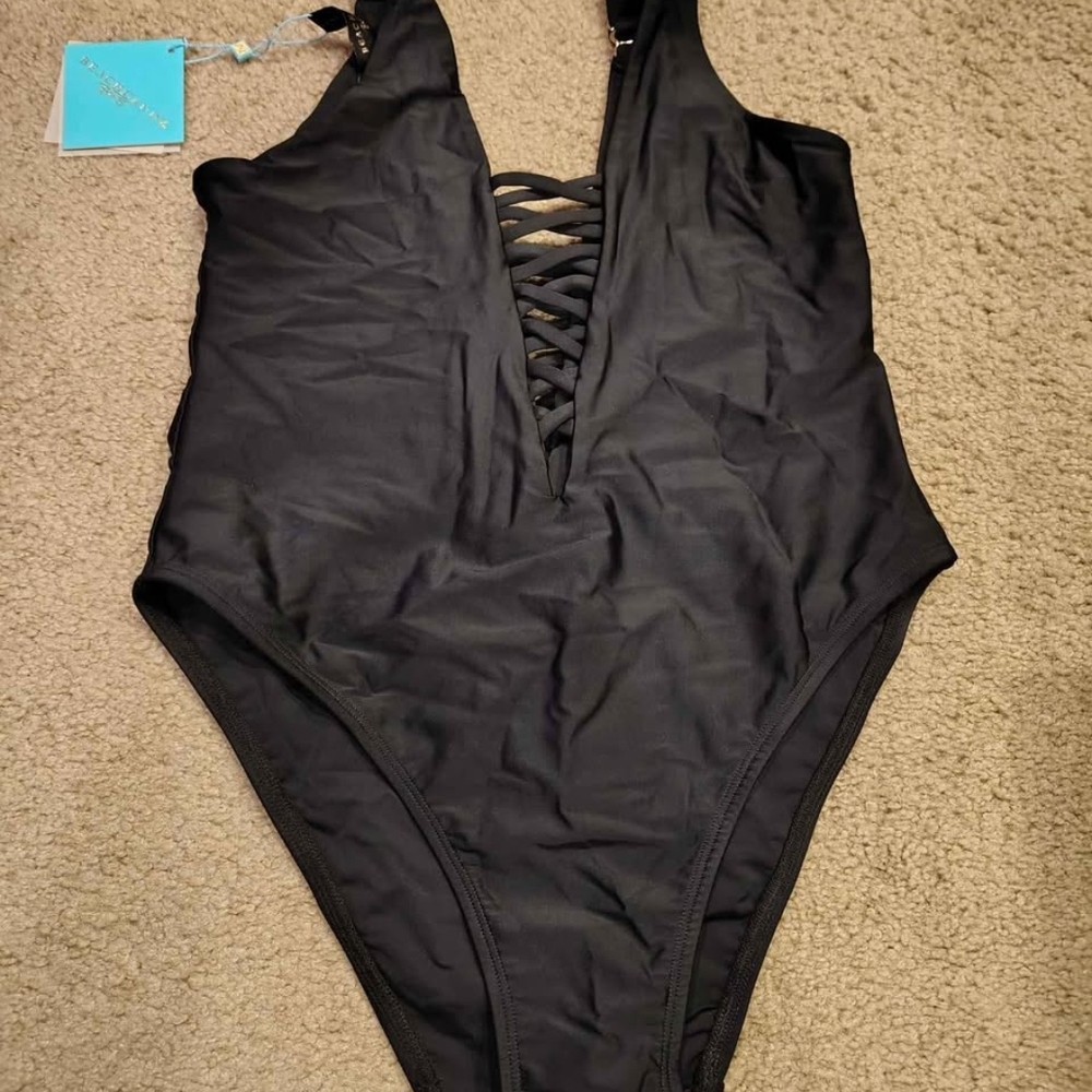 Beach Candy Samantha Black Nylon Lace-Up 1 Piece Swimsuit High-Cut Legs Size L